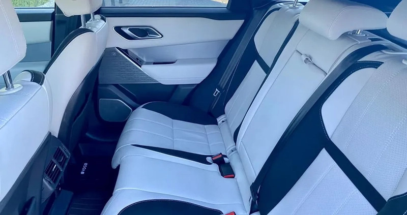 Land Rover Range Rover Velar cena 257770 przebieg: 76000, rok produkcji 2021 z Wrocław małe 137